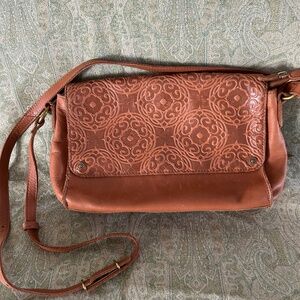 the SAK natural brown leather crossbody